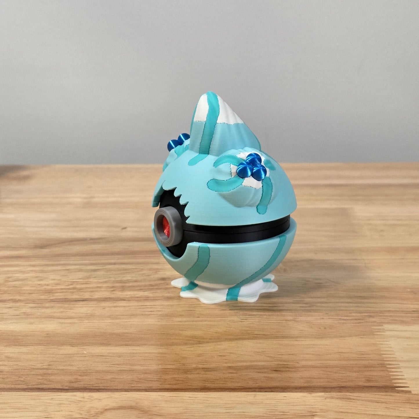 Alcremie Poke Ball | 3D Printed Display Ball