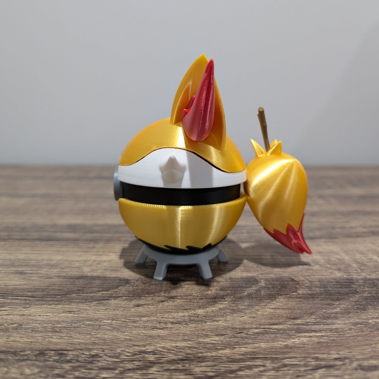 Braixen Poke Ball | 3D Printed Display Ball