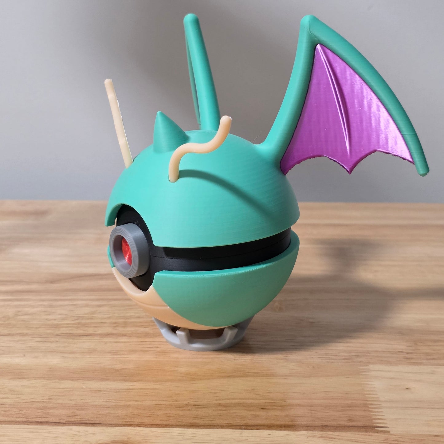 Dragonite Poke Ball | 3D Printed Display Ball