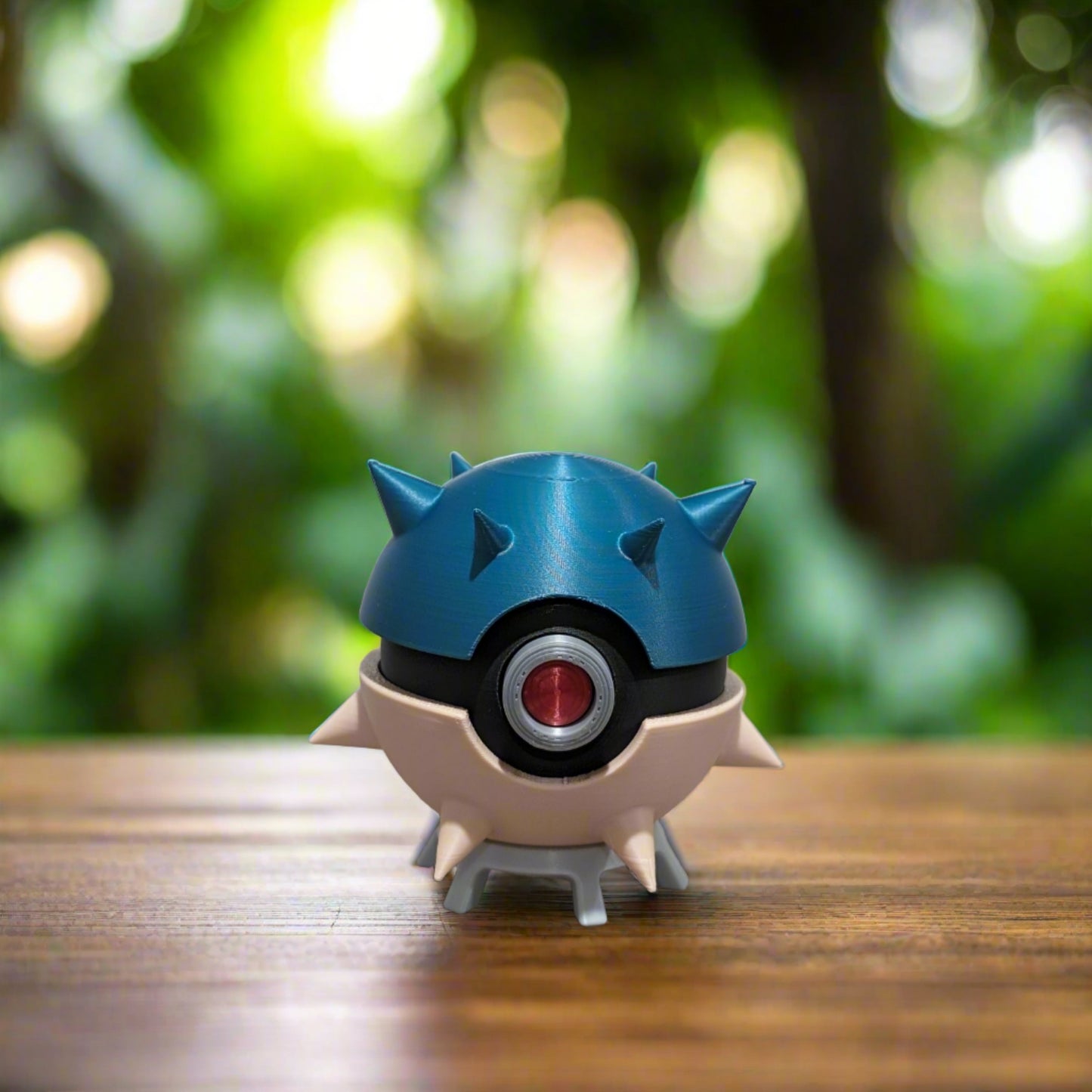 Qwilfish Poke Ball | 3D Printed Display Ball
