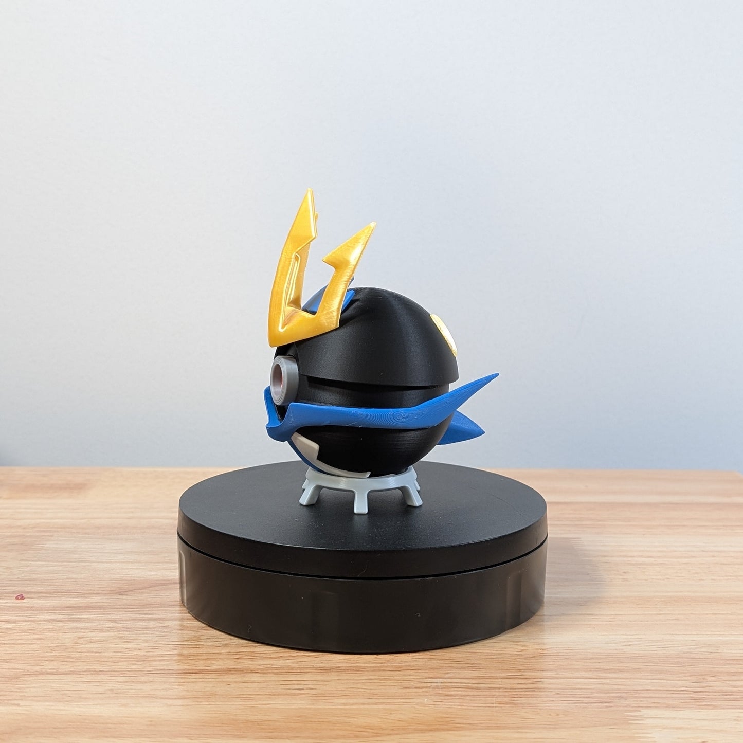 Empoleon Poke Ball | 3D Printed Display Ball
