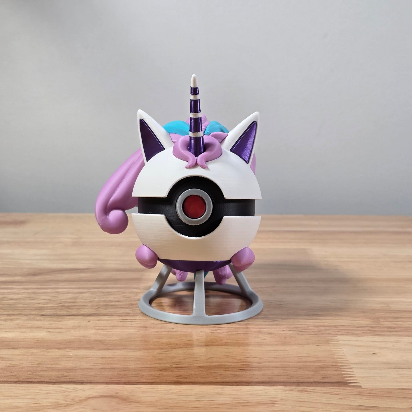 Rapidash (Galarian) Themed Ball