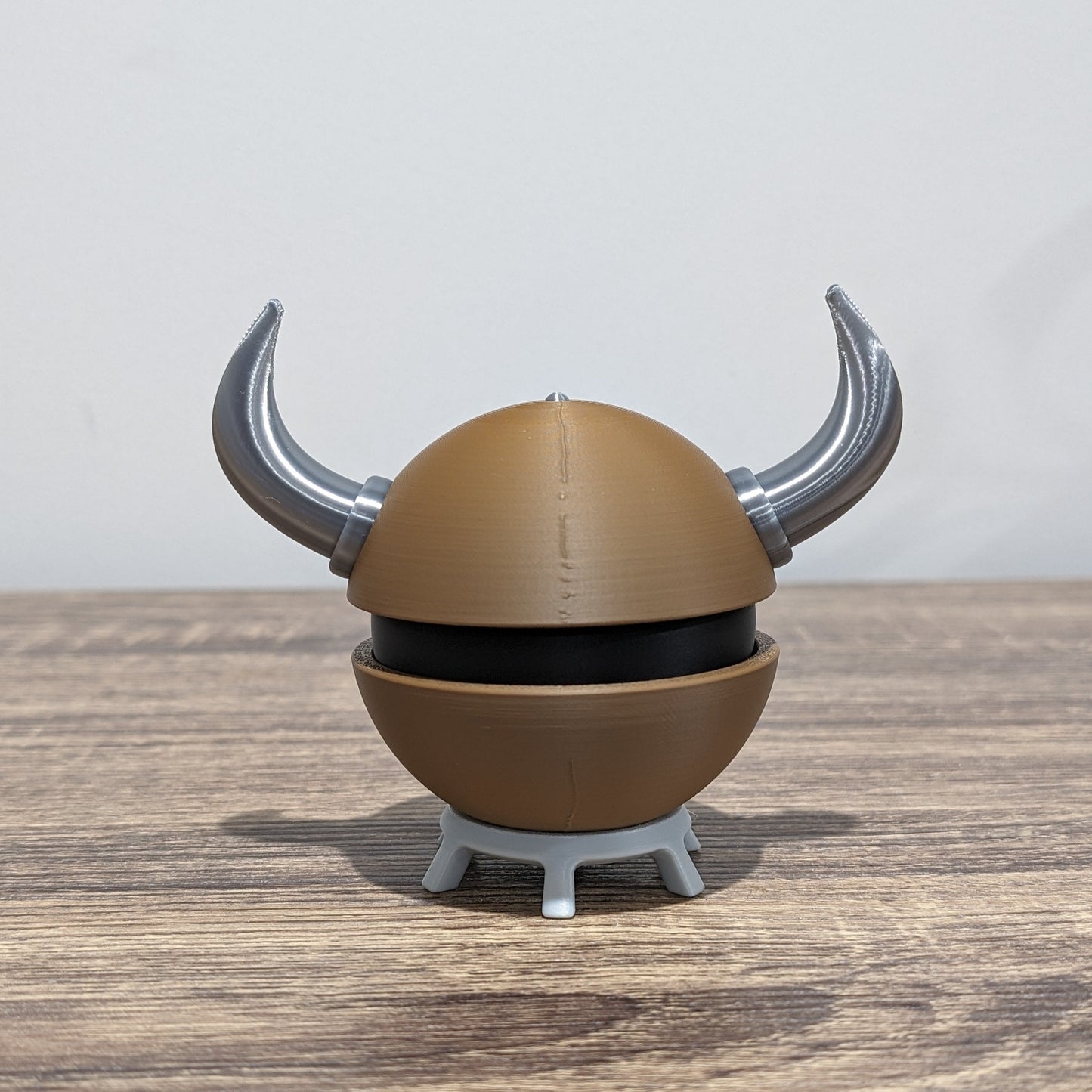Tauros Poke Ball | 3D Printed Display Ball