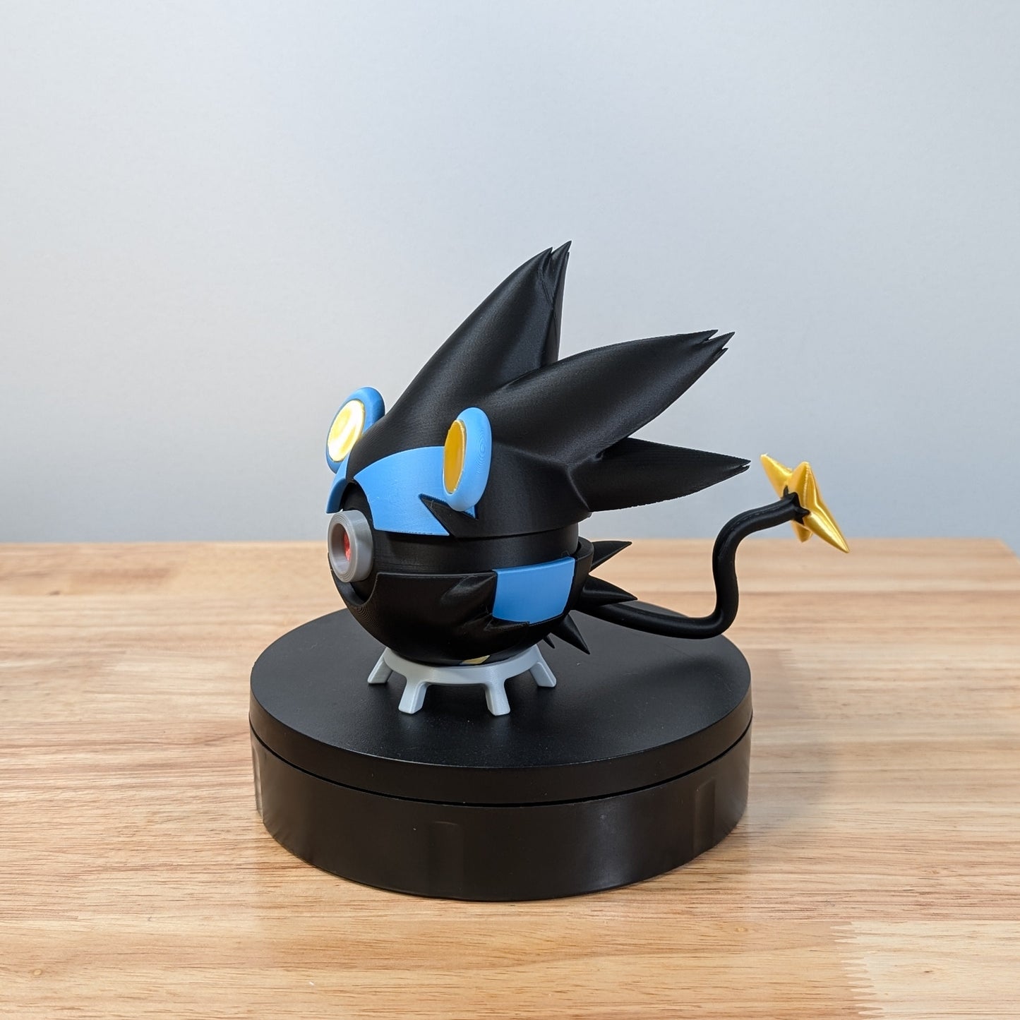 Luxray Poke Ball | 3D Printed Display Ball