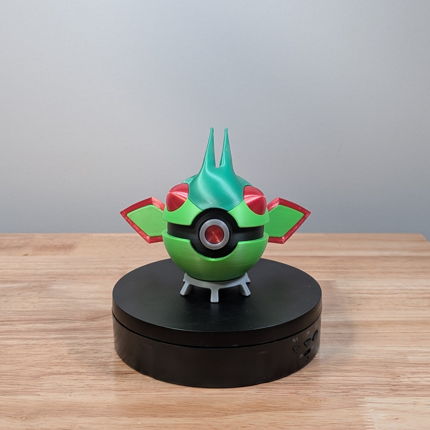 Flygon Poke Ball | 3D Printed Display Ball