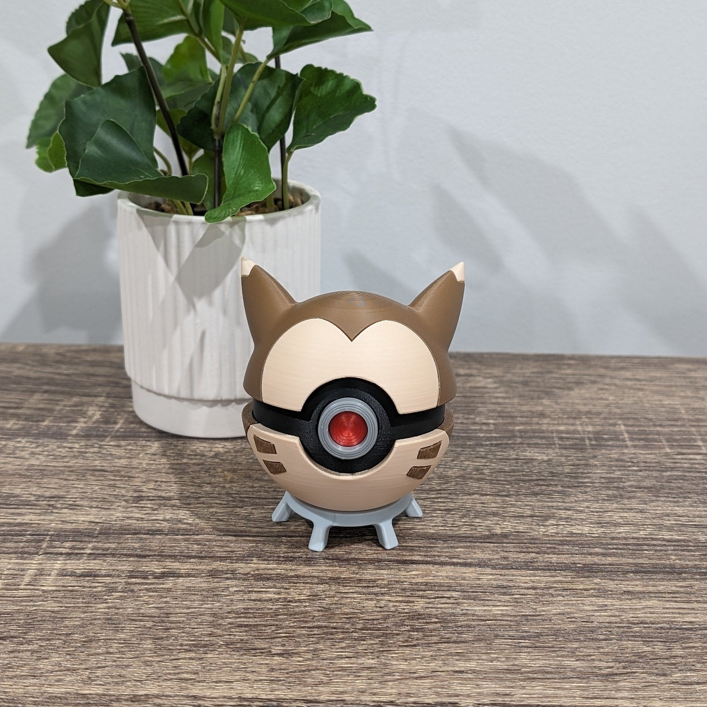 Furret Poke Ball | 3D Printed Display Ball