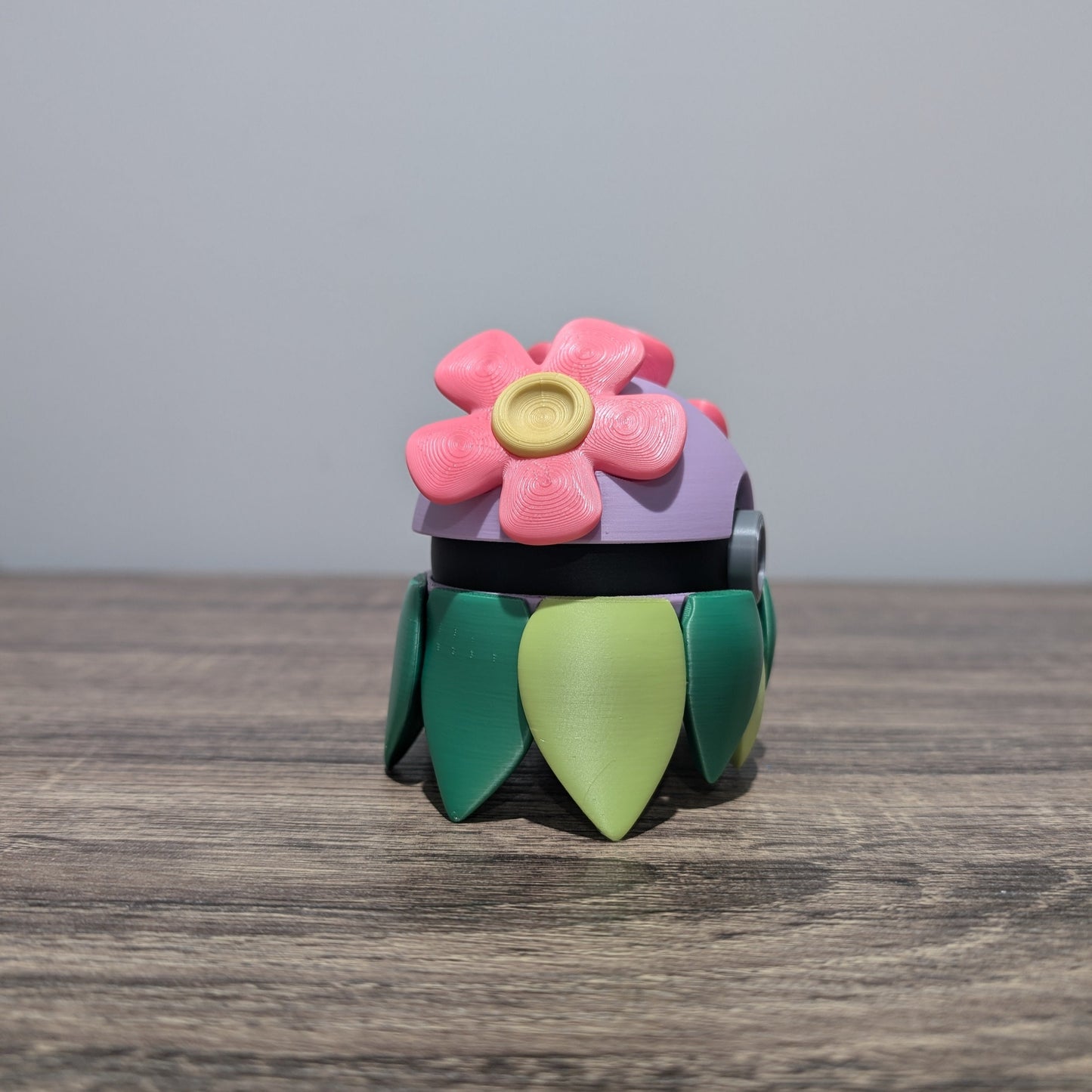 Bellossom Poke Ball | 3D Printed Display Ball