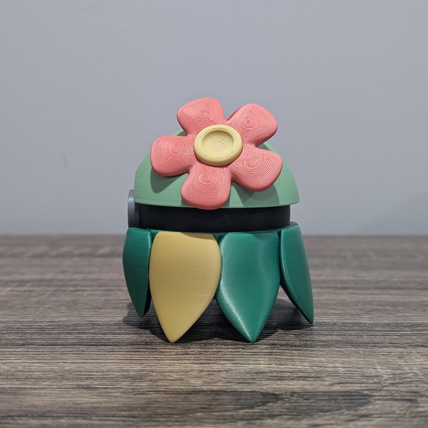 Bellossom Poke Ball | 3D Printed Display Ball