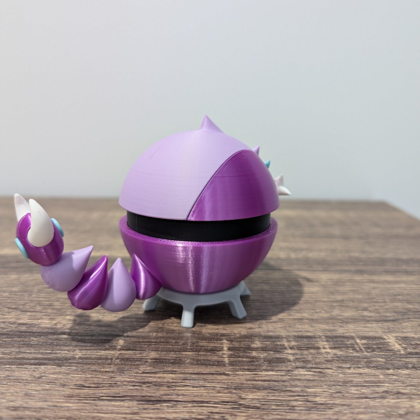 Drapion Poke Ball | 3D Printed Display Ball