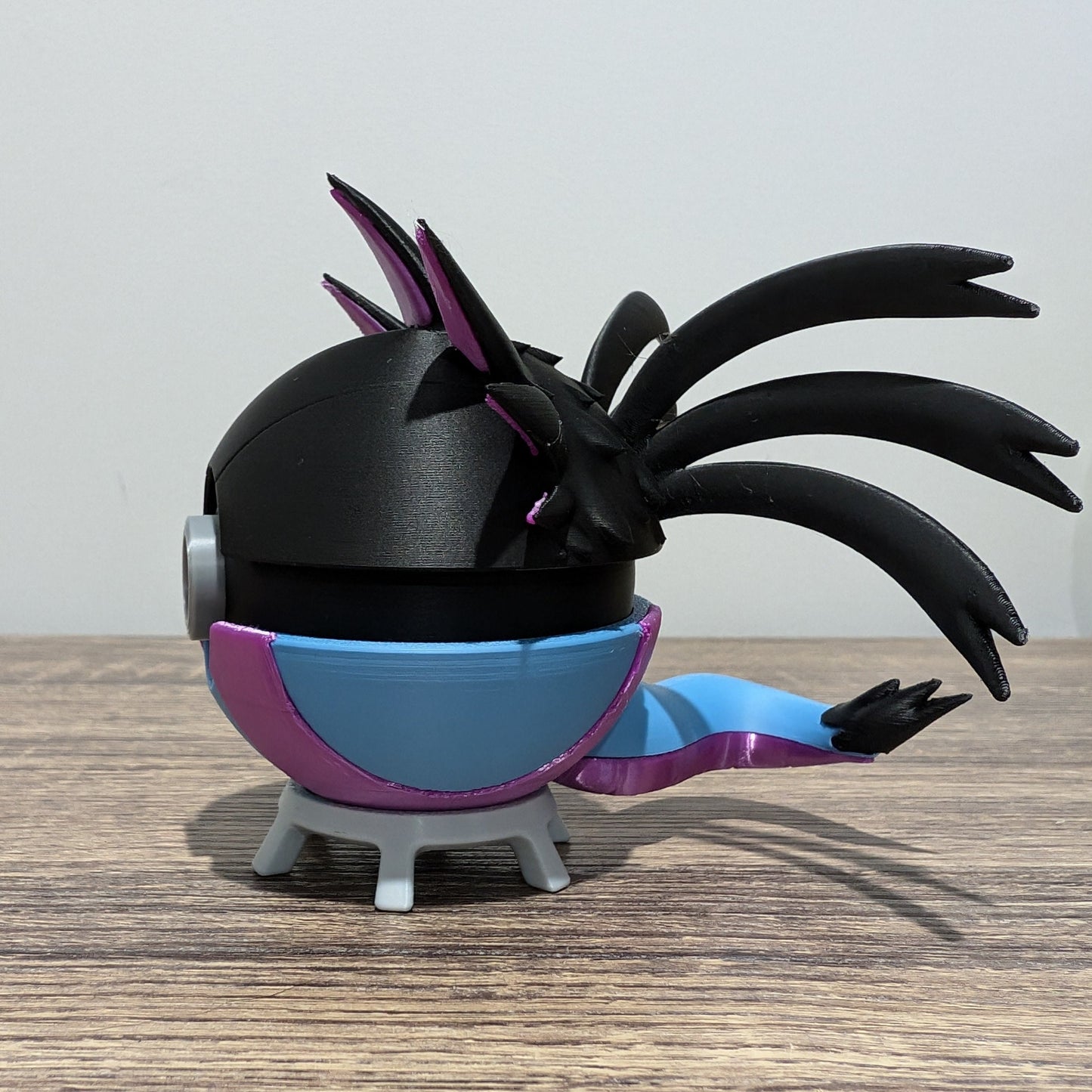 Hydreigon Poke Ball | 3D Printed Display Ball
