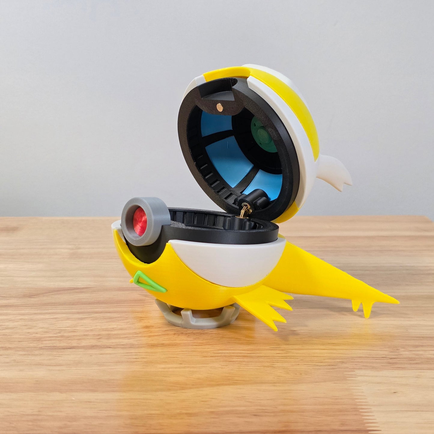 Latias Poke Ball | 3D Printed Display Ball