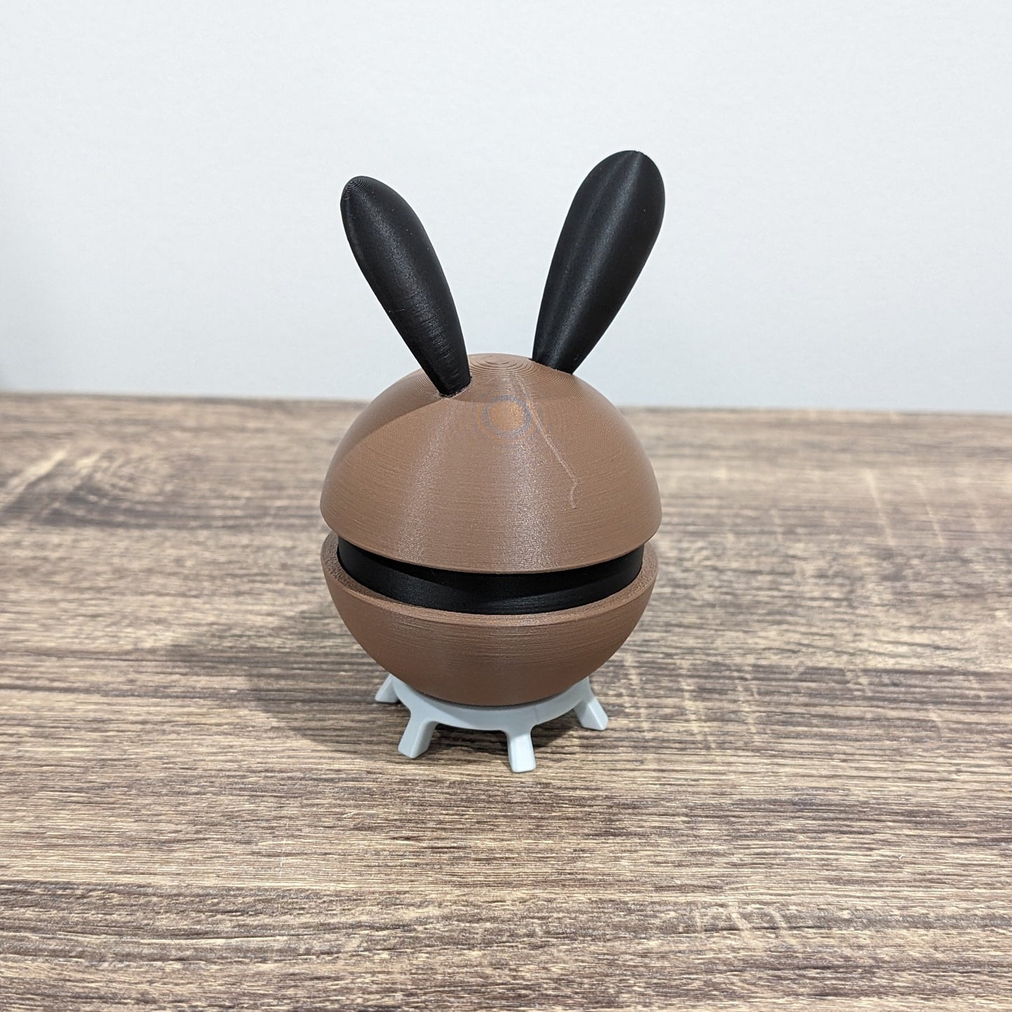 Sentret Poke Ball | 3D Printed Display Ball