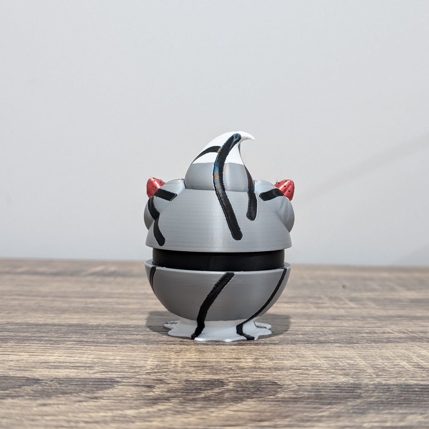 Alcremie Poke Ball | 3D Printed Display Ball