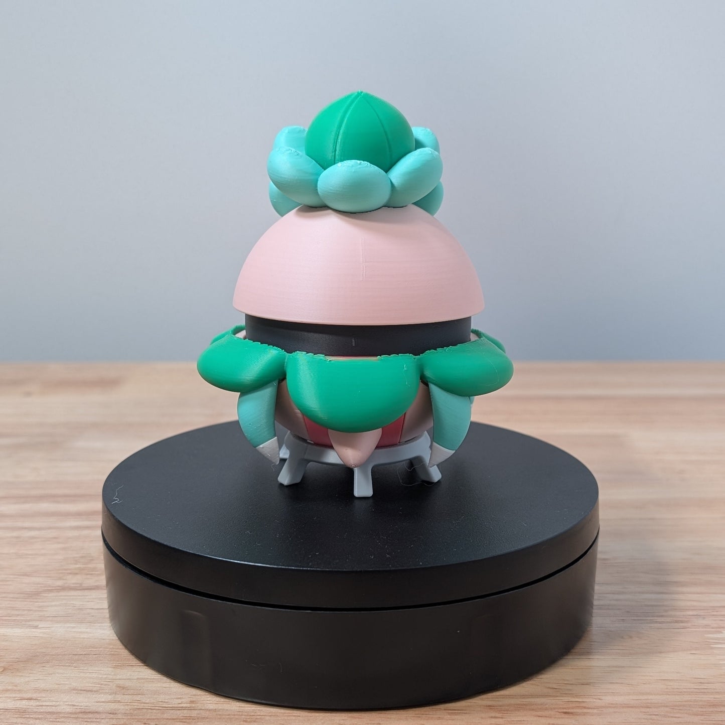 Fomantis Poke Ball | 3D Printed Display Ball