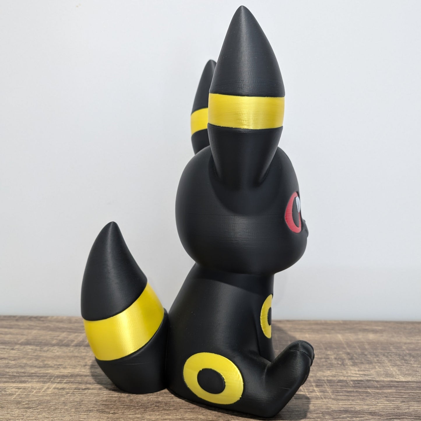 Umbreon Figurine