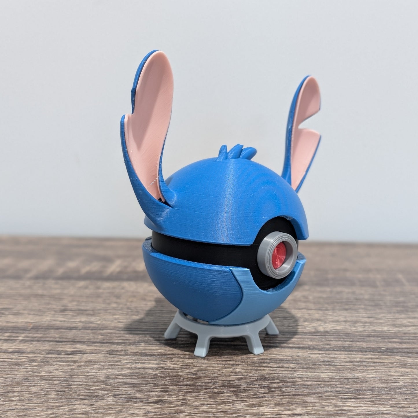 Stitch Poke Ball | 3D Printed Display Ball