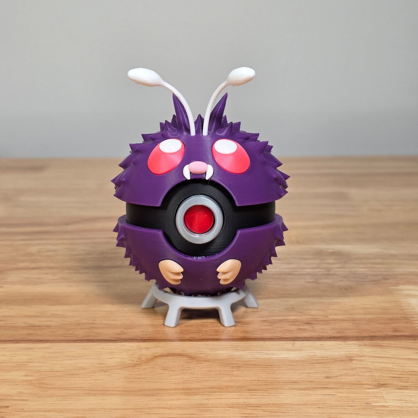 Venonat Themed Ball
