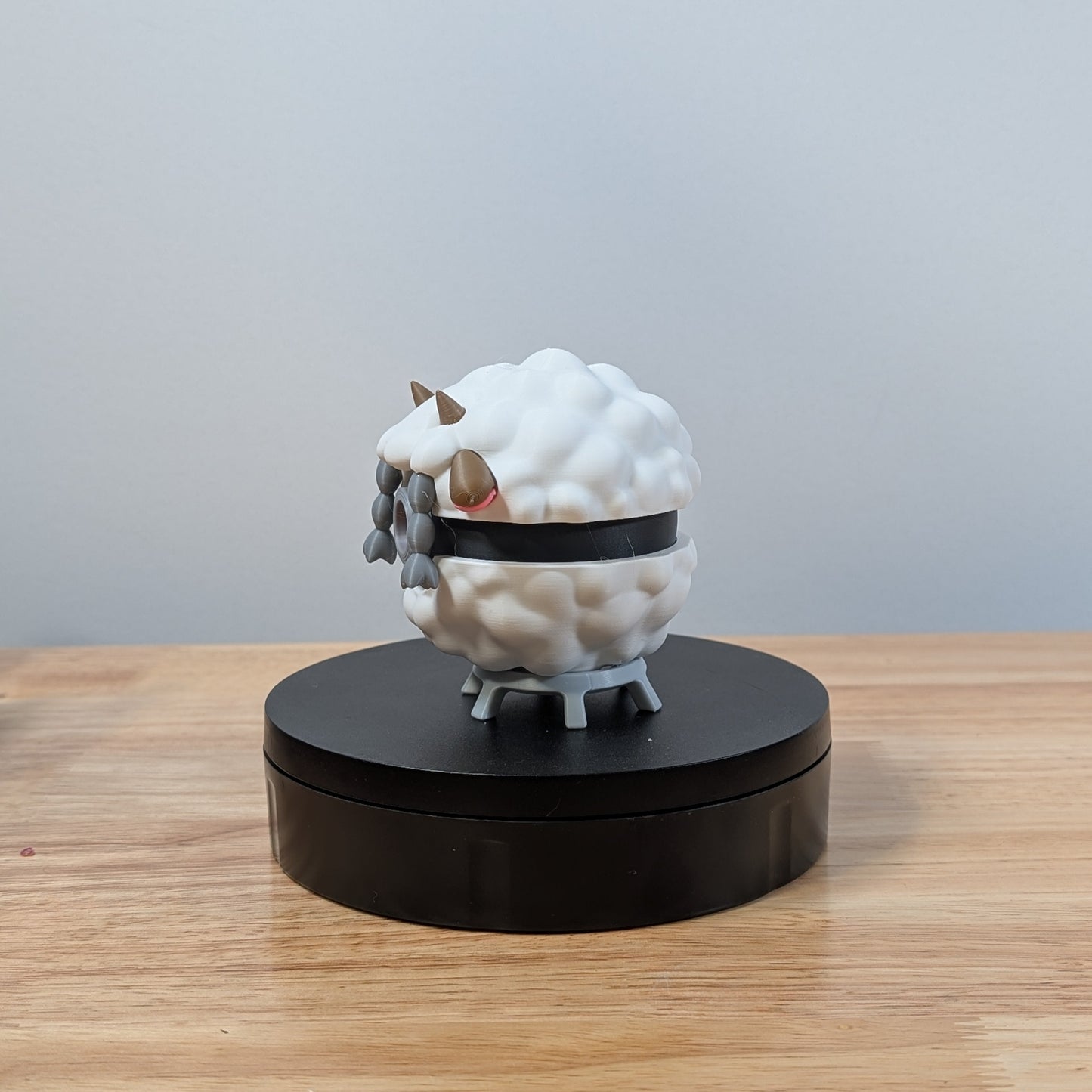 Wooloo Poke Ball | 3D Printed Display Ball