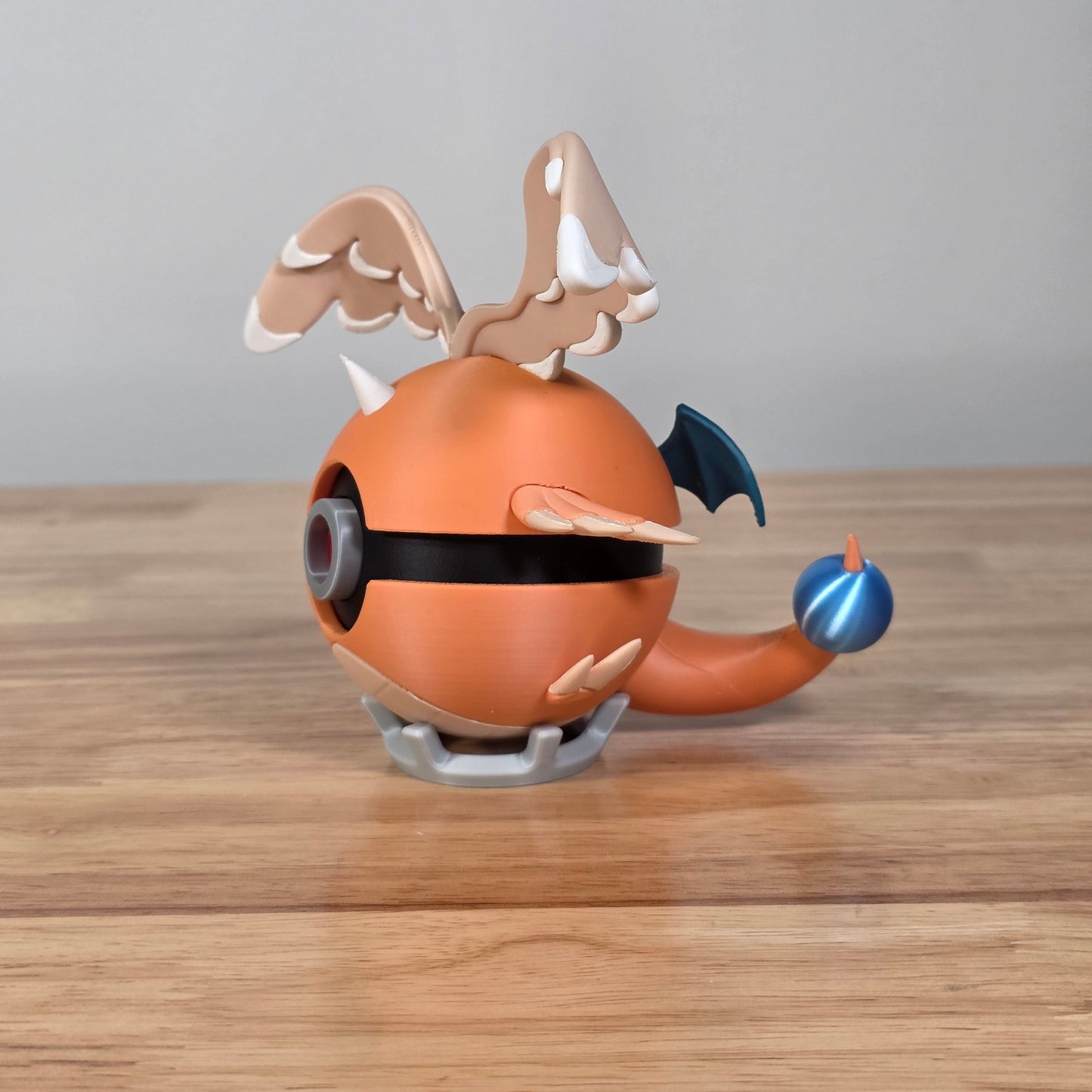Dragonite (Mega) Poke Ball | 3D Printed Display Ball