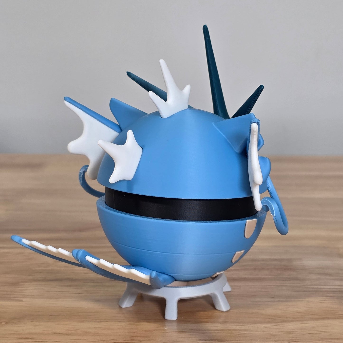 Gyarados Poke Ball | 3D Printed Display Ball