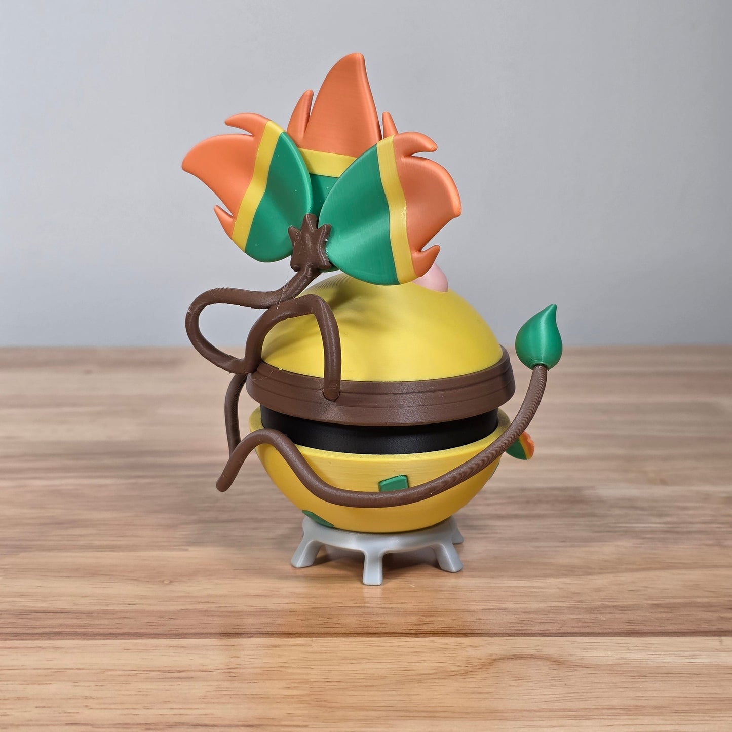 Victreebel (Mega) Poke Ball | 3D Printed Display Ball