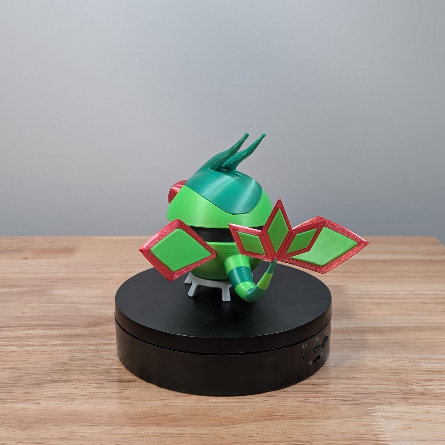 Flygon Poke Ball | 3D Printed Display Ball