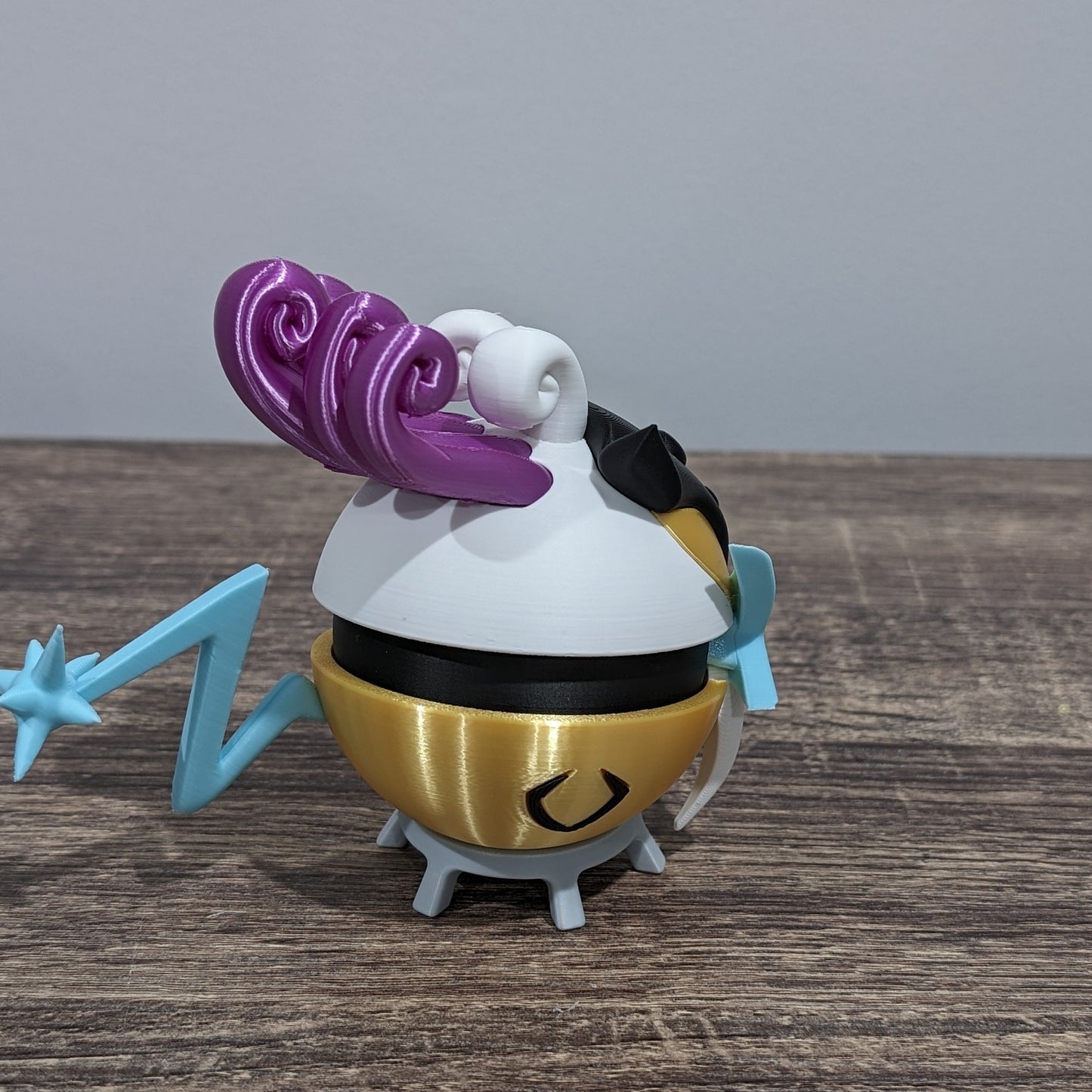 Raikou Poke Ball | 3D Printed Display Ball