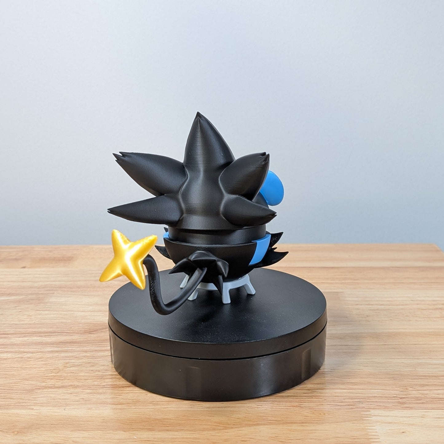 Luxray Poke Ball | 3D Printed Display Ball