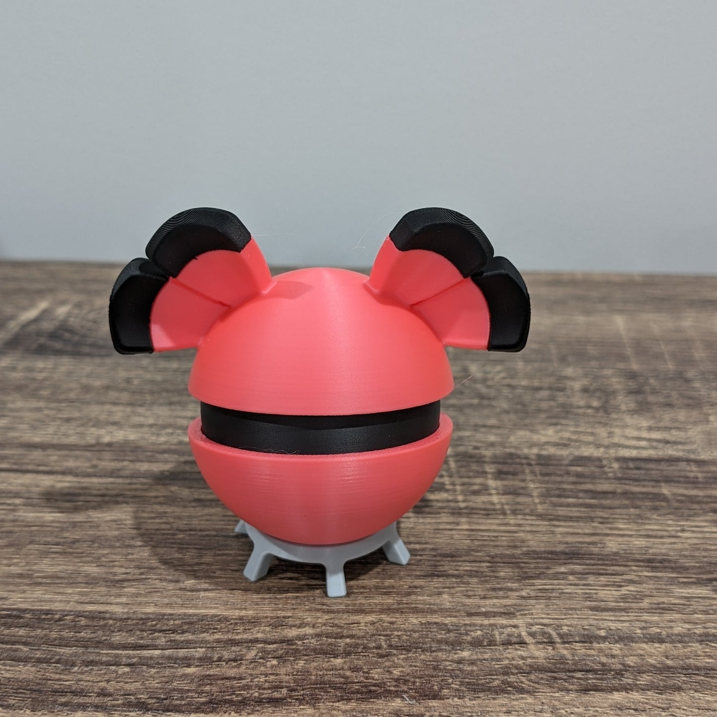 Snubbull Poke Ball | 3D Printed Display Ball
