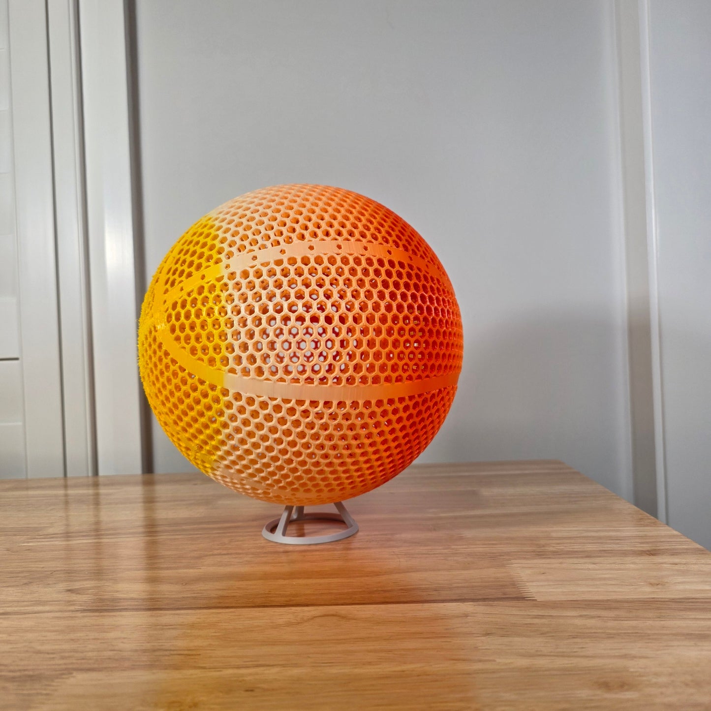 Airless basketball