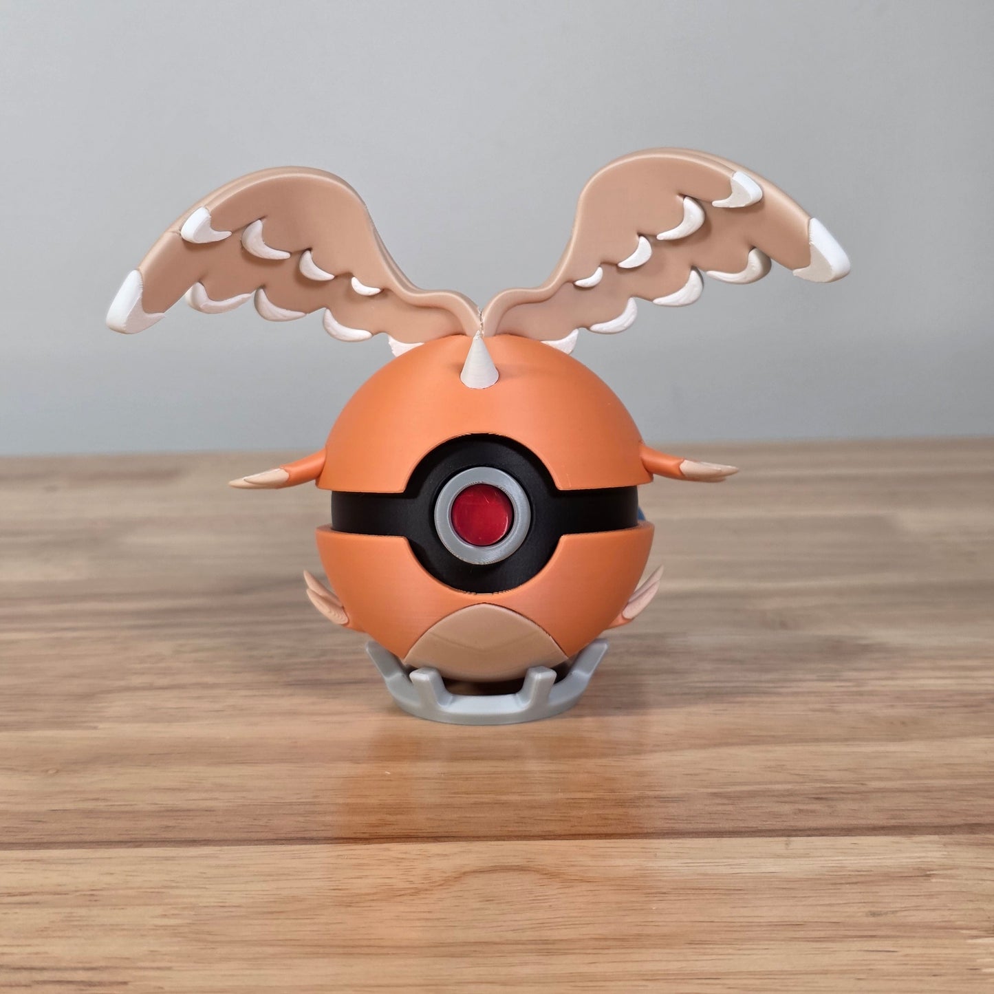 Dragonite (Mega) Poke Ball | 3D Printed Display Ball