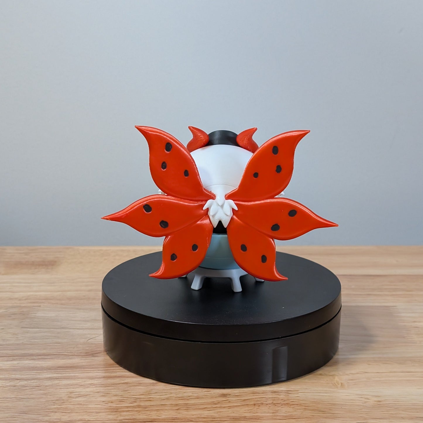 Volcarona Poke Ball | 3D Printed Display Ball