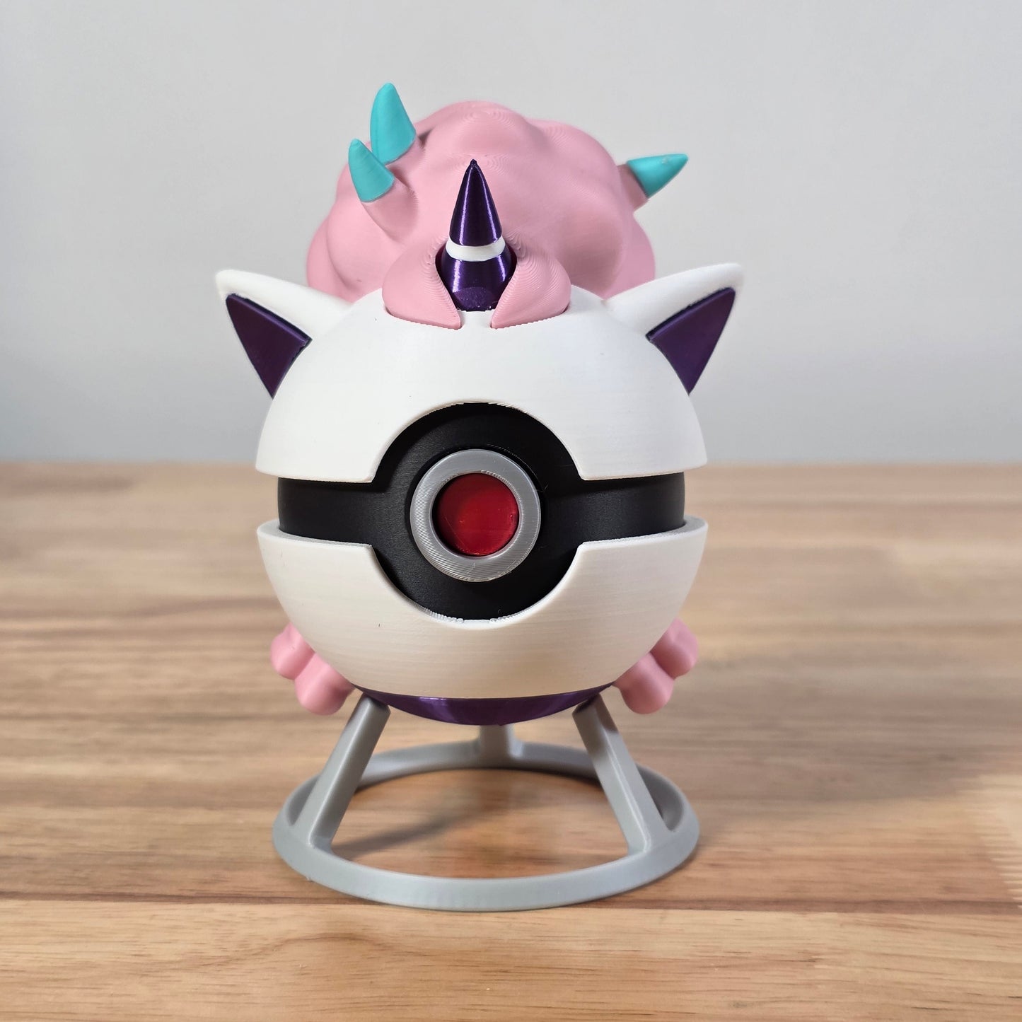 Ponyta (Galarian) Poke Ball | 3D Printed Display Ball