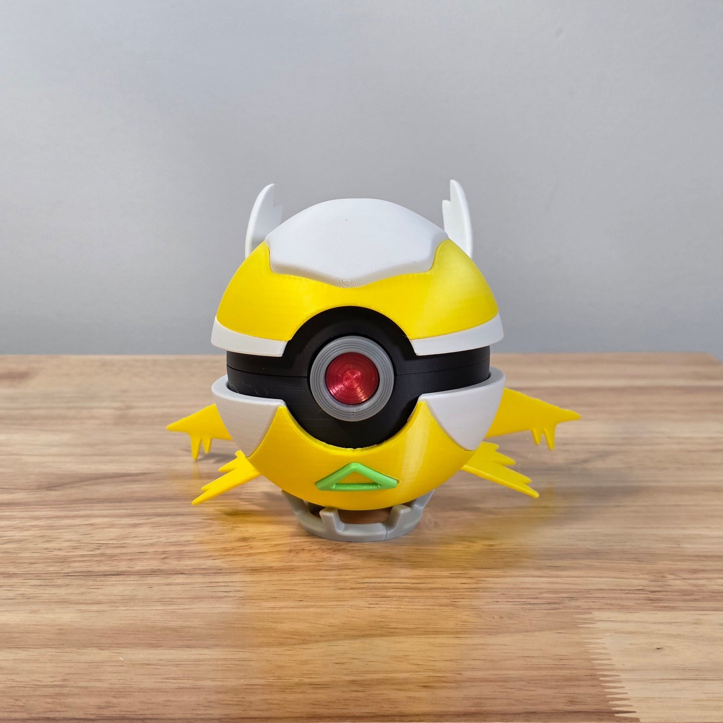 Latias Poke Ball | 3D Printed Display Ball