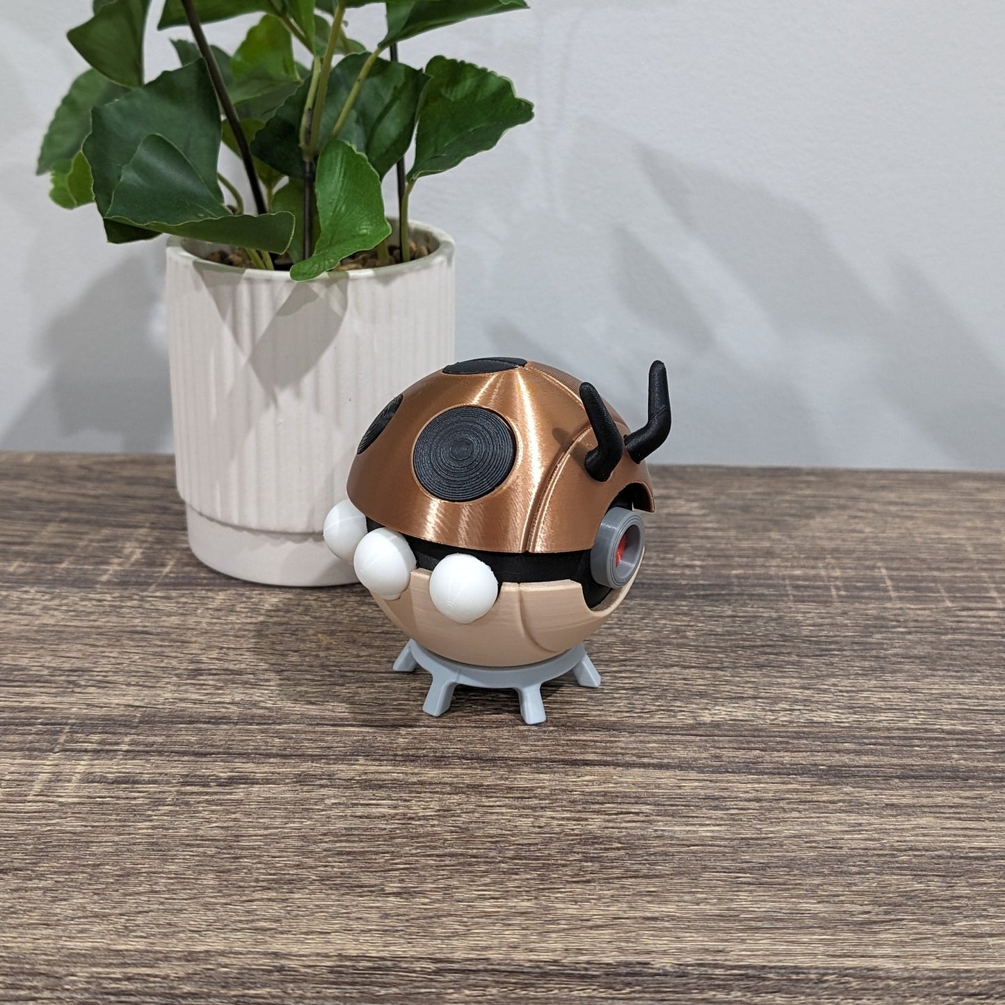 Ledyba Themed Ball