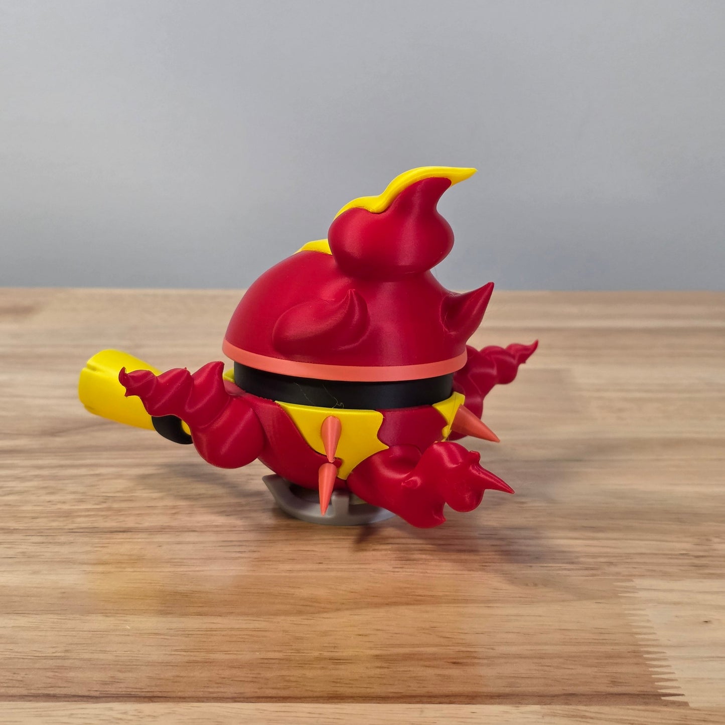Magmortar Poke Ball | 3D Printed Display Ball