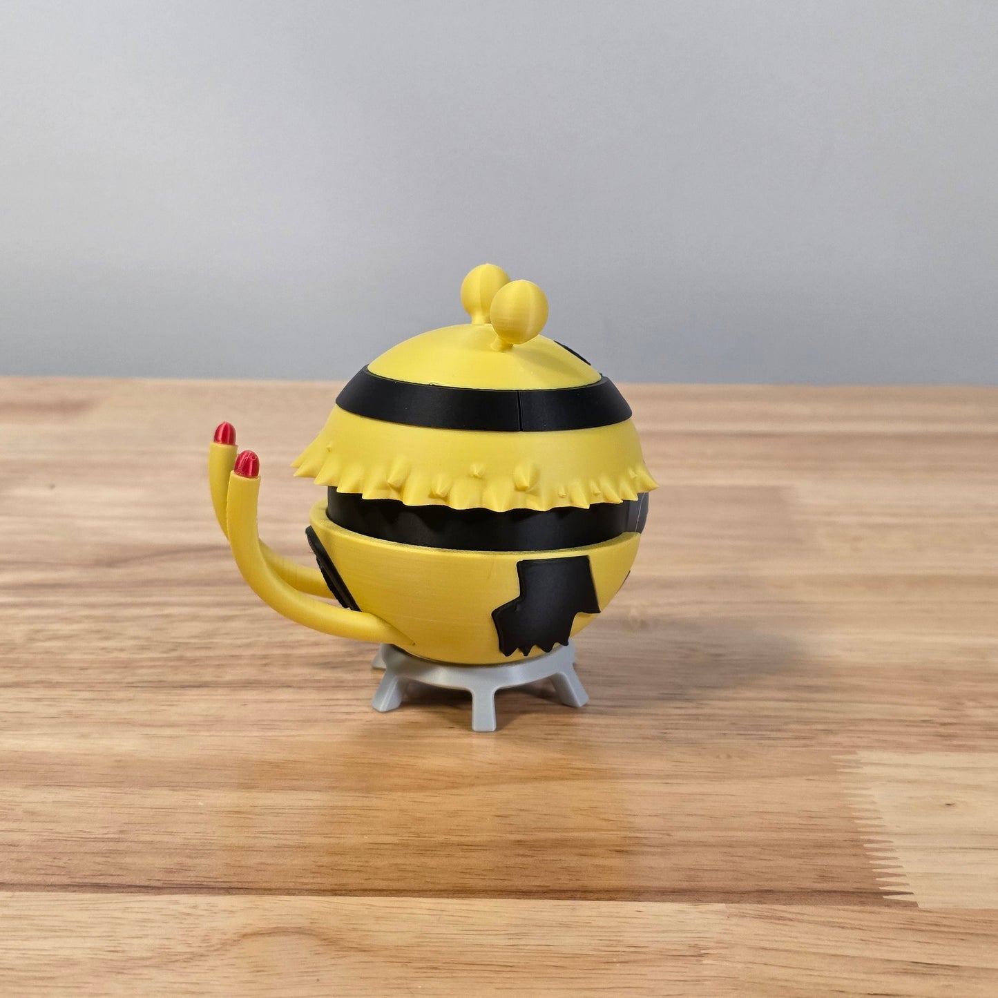 Electivire Poke Ball | 3D Printed Display Ball