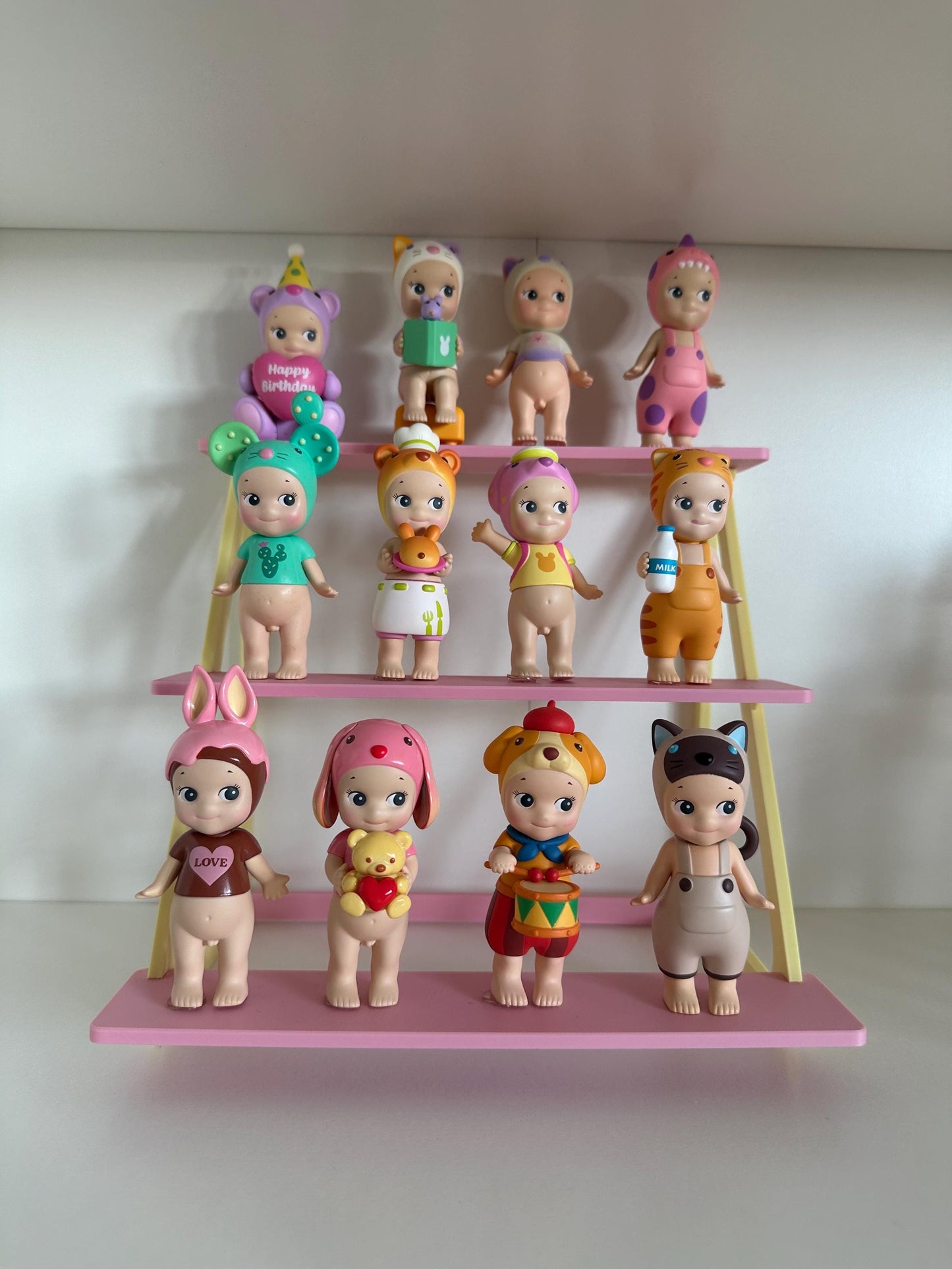 3D Printed PLA Display Stand: Figure Collector Desk Decor