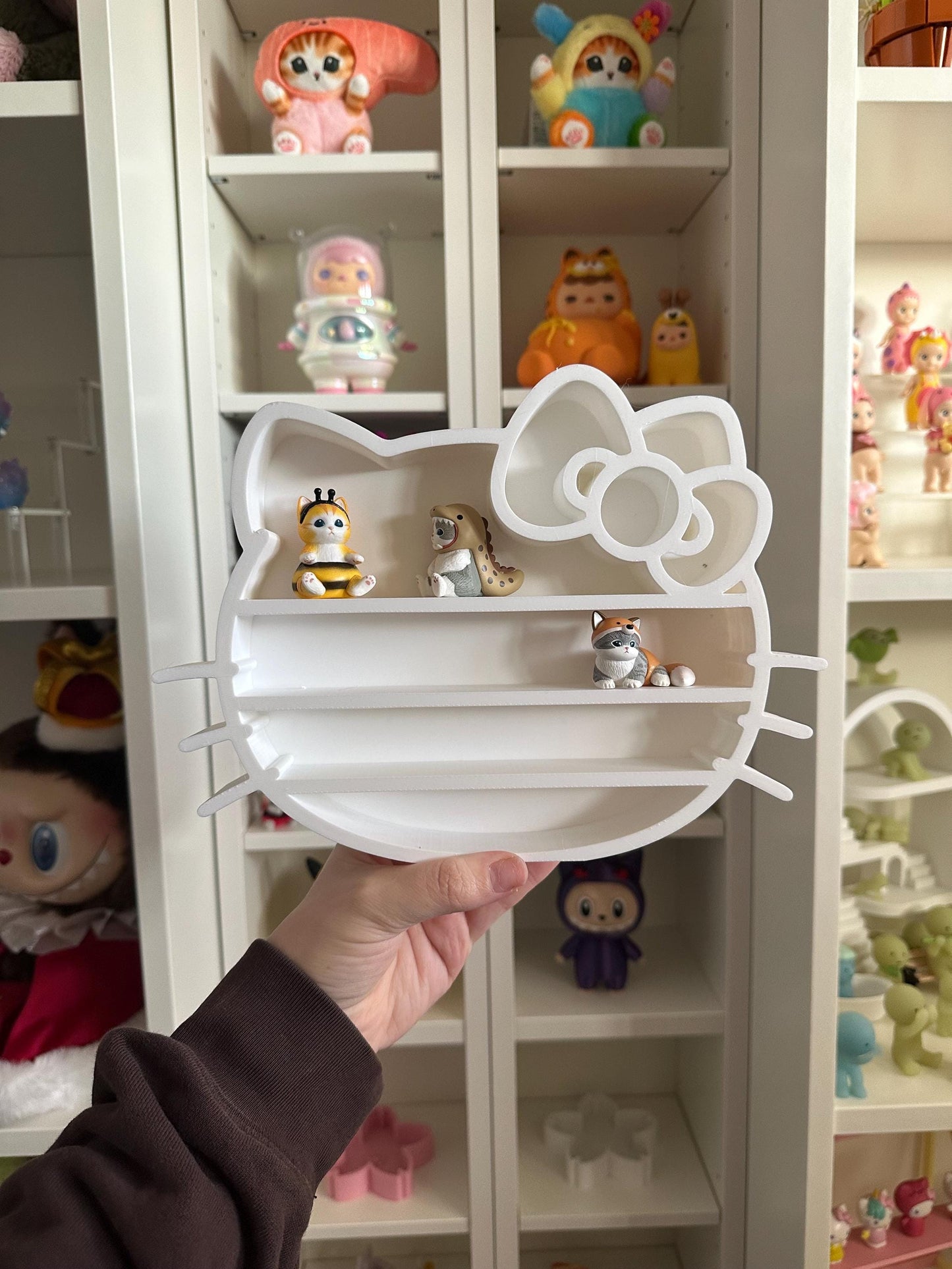 Hello Kitty Shelf