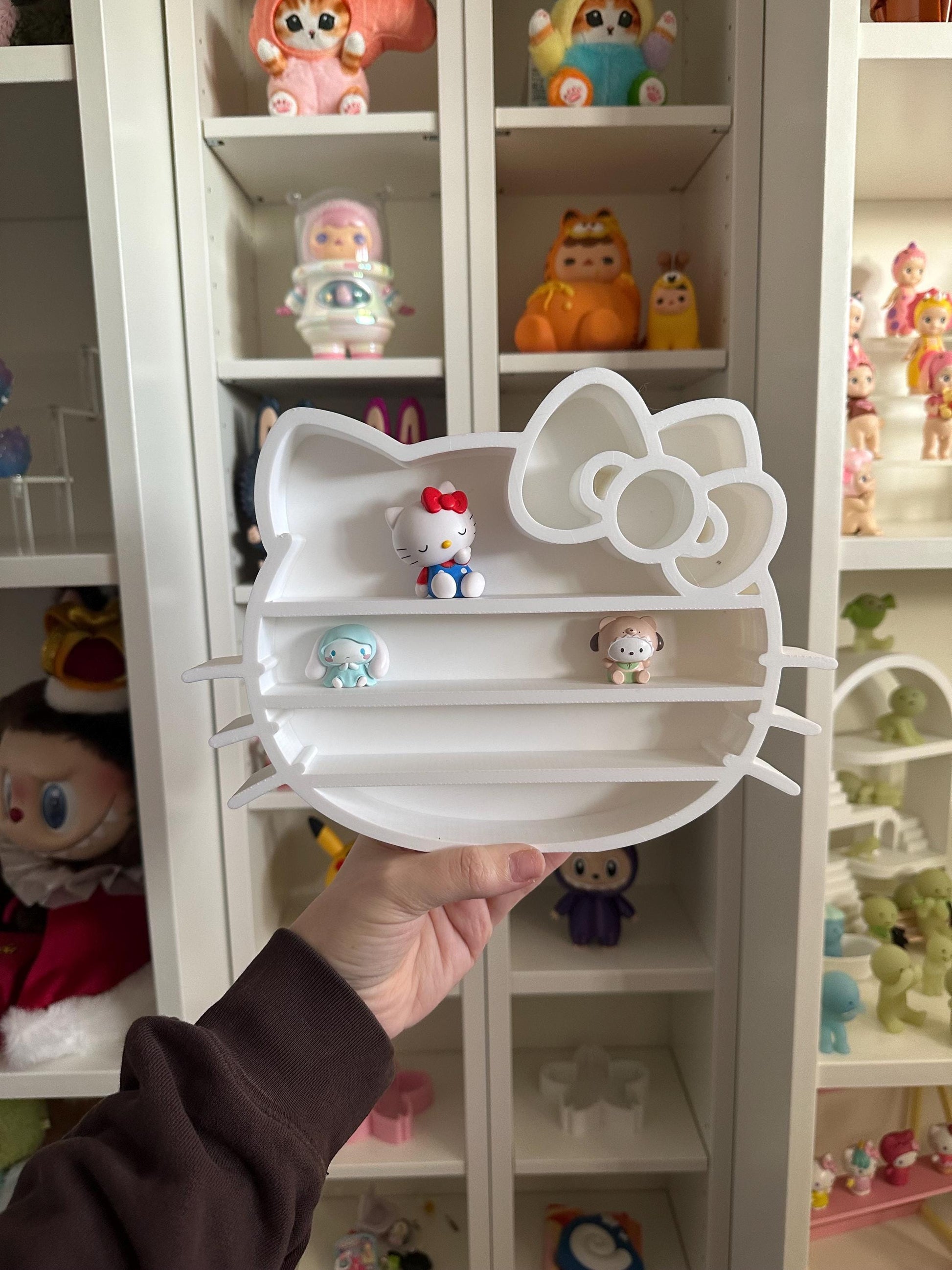 Hello Kitty Shelf