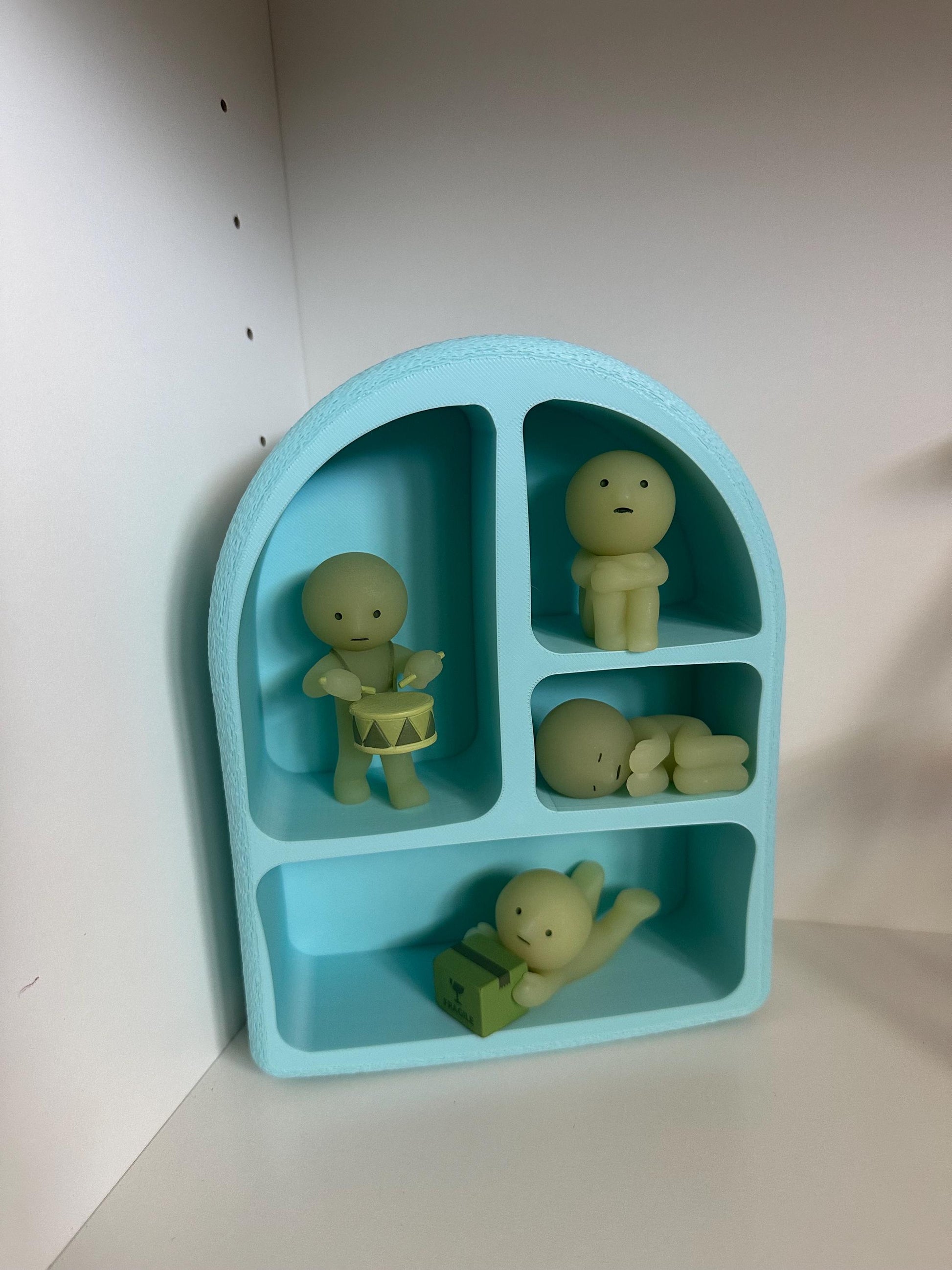3D Printed PLA Display Stand: Figure Collector Desk Decor