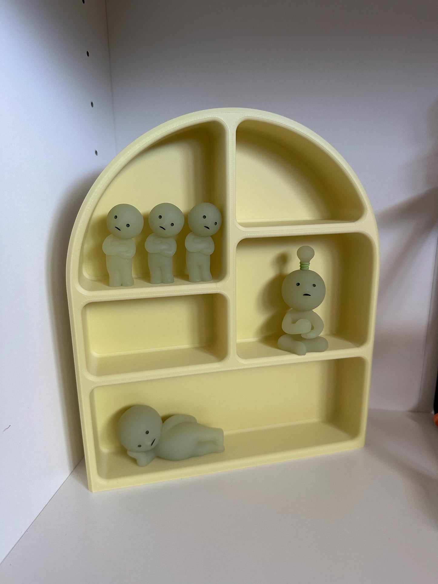 3D Printed PLA Display Stand: Figure Collector Desk Decor