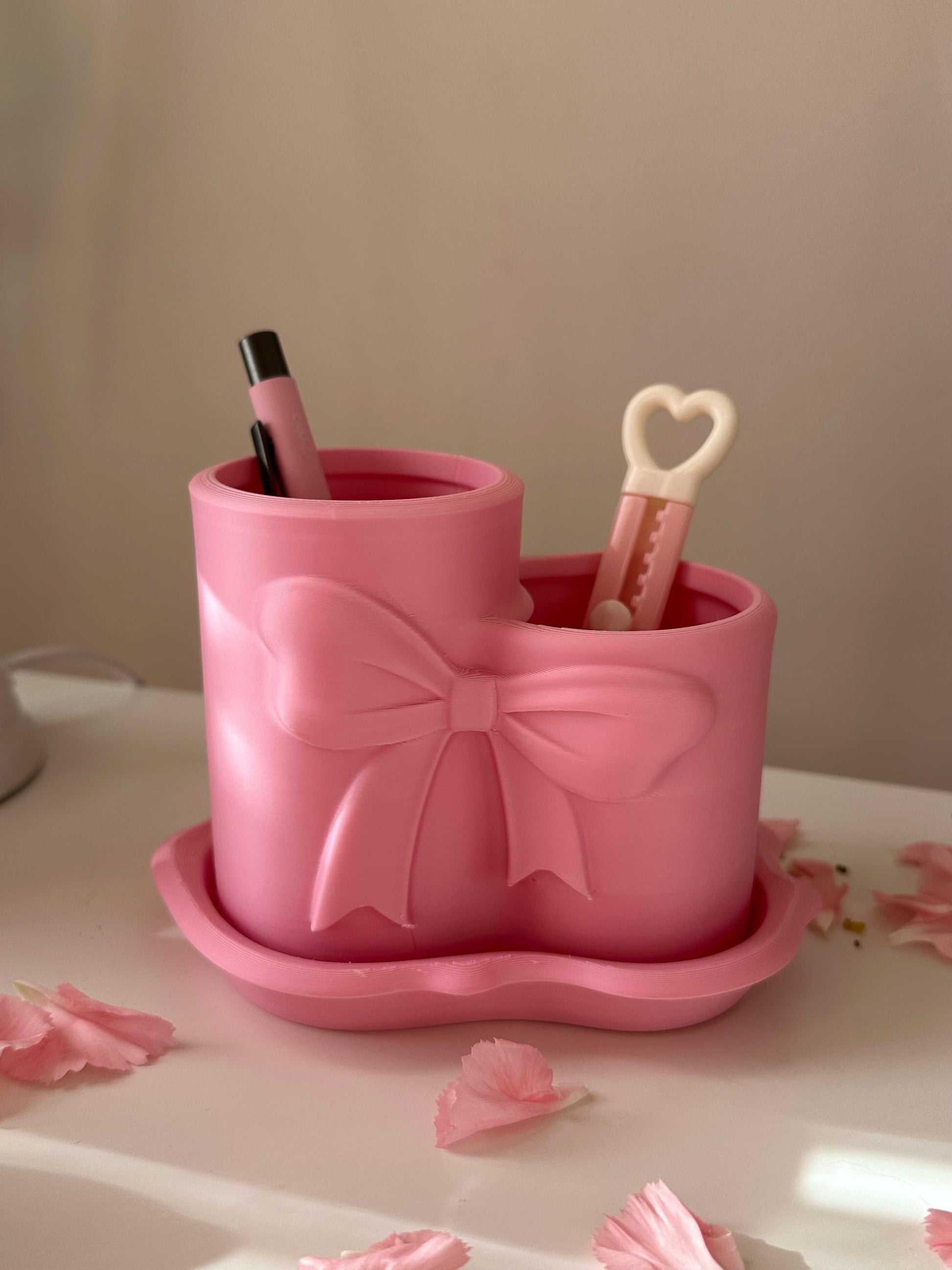 3D Printed PLA Bow Makeup/Stationery Holder