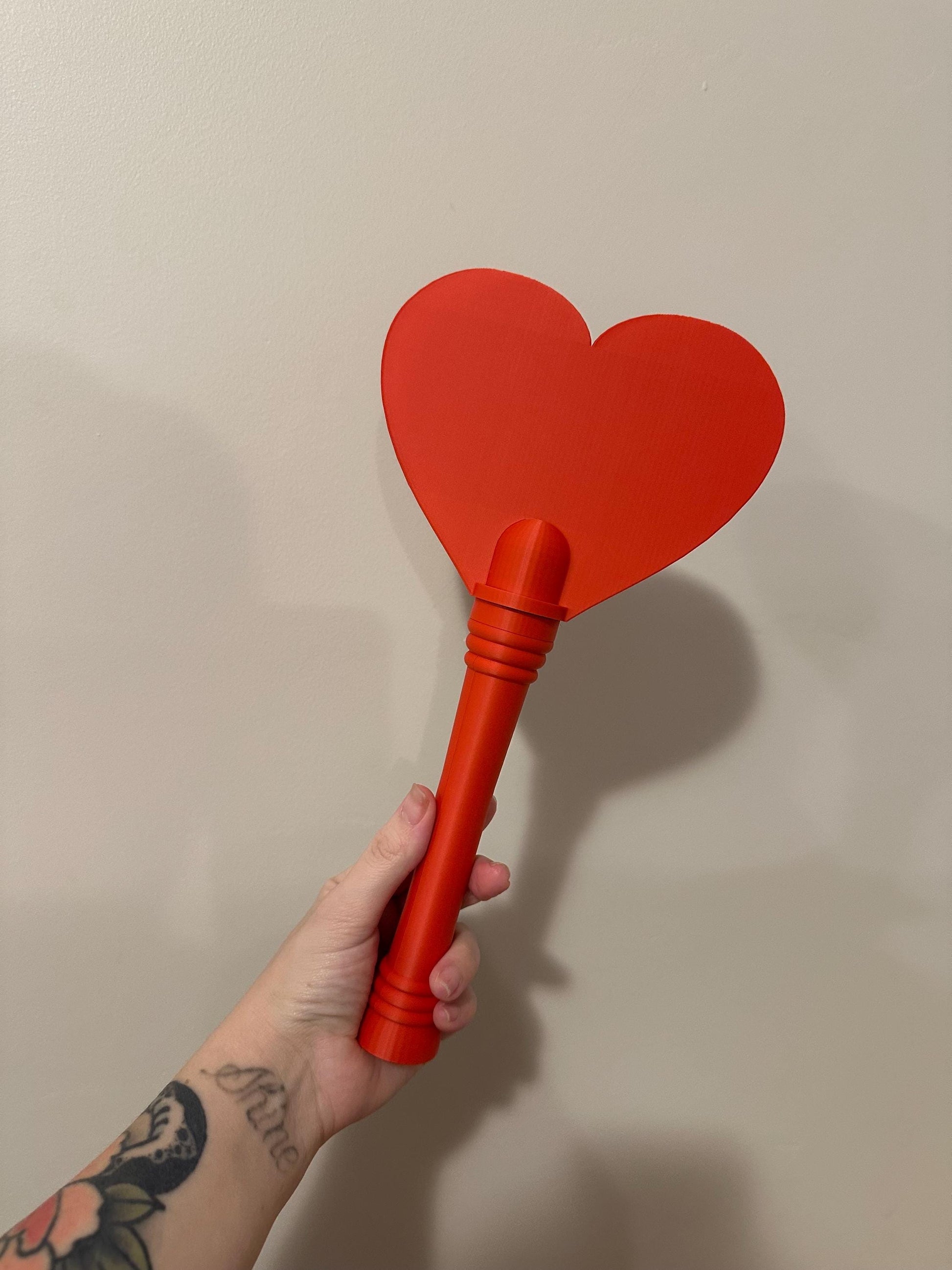 Tap-to-Pay Magic Heart Wand – Credit & Debit Card Holder for Pranks, Raves, and Contactless Payments