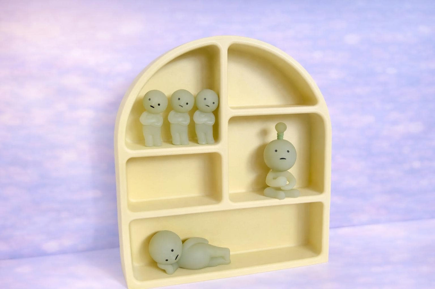 3D Printed PLA Display Stand: Figure Collector Desk Decor