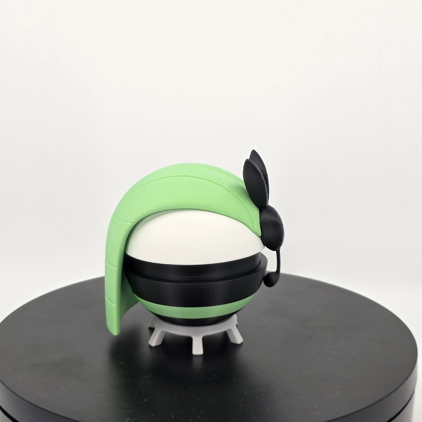 Meloetta Poke Ball | 3D Printed Display Ball