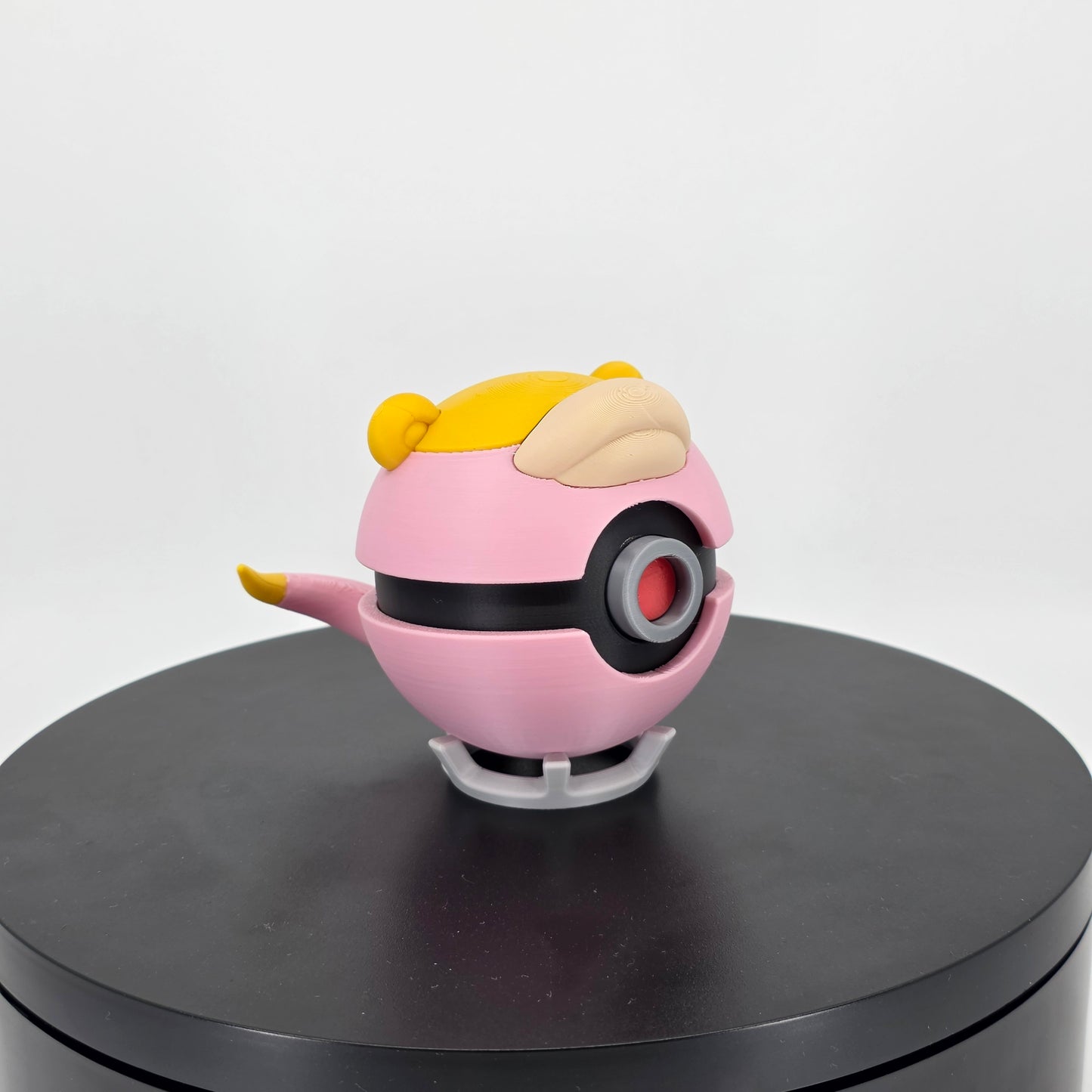 Slowpoke (Galarian) Poke Ball | 3D Printed Display Ball