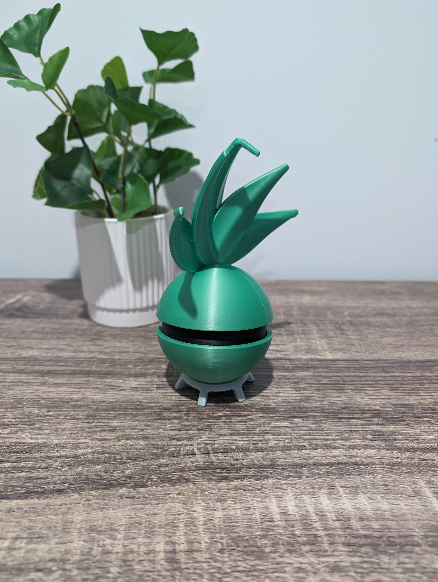 Oddish Themed Pokeball