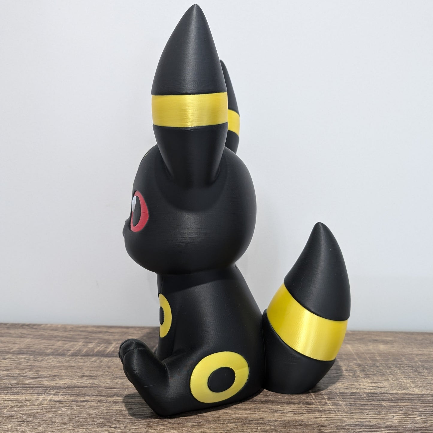 Umbreon Figurine