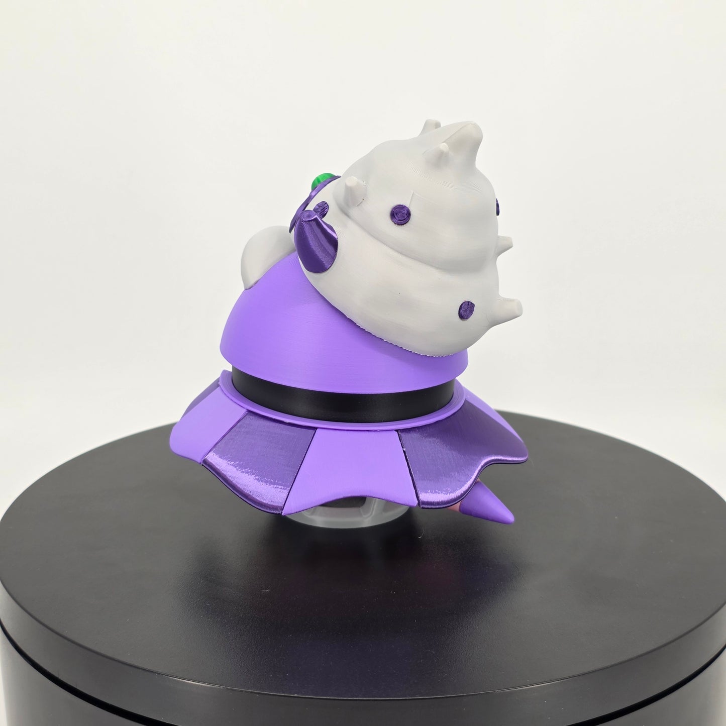 Slowking (Galarian) Poke Ball | 3D Printed Display Ball